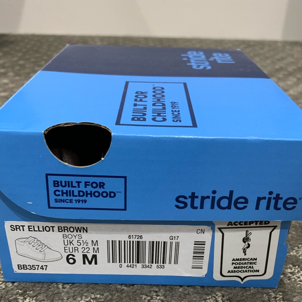 SRT Elliot Brown Boys 6M Toddler Brand New